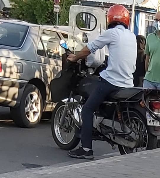 موتورسواری زنان و گواهینامه گرفتن آن